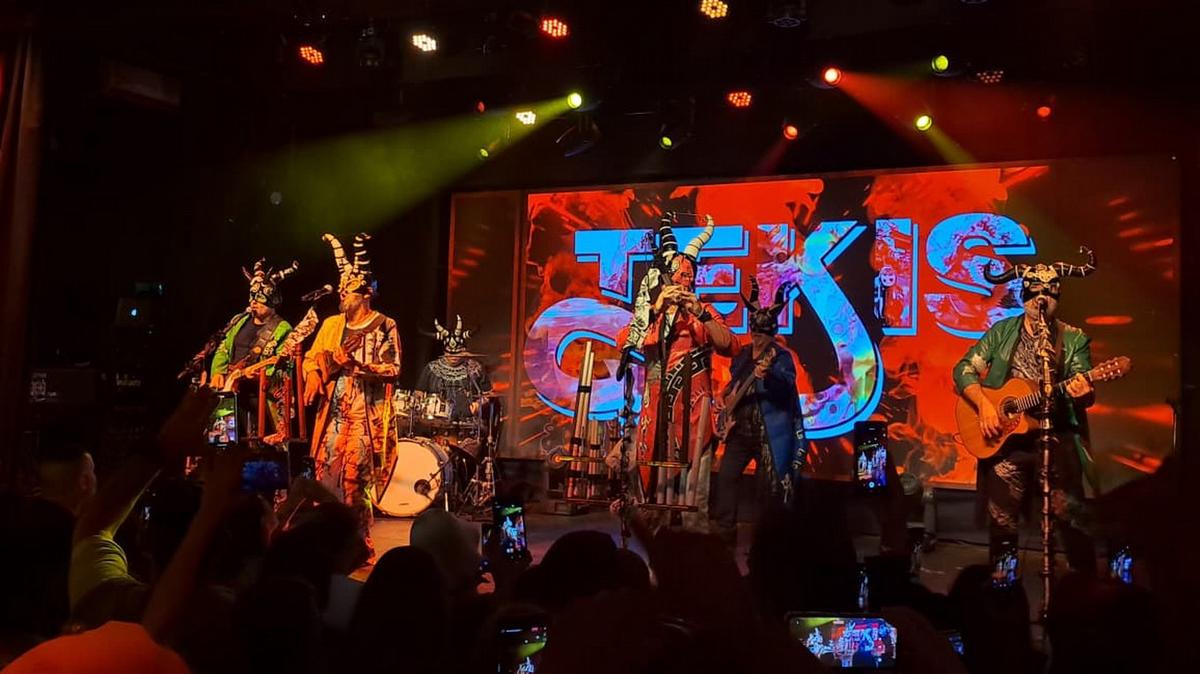 Los Tekis lanzaron el Carnaval 2026 con un recital en La Trastienda.