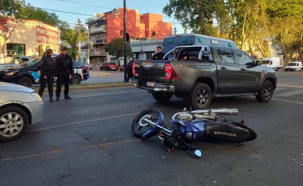 FOTO: La moto que chocó contra la bicicleta.