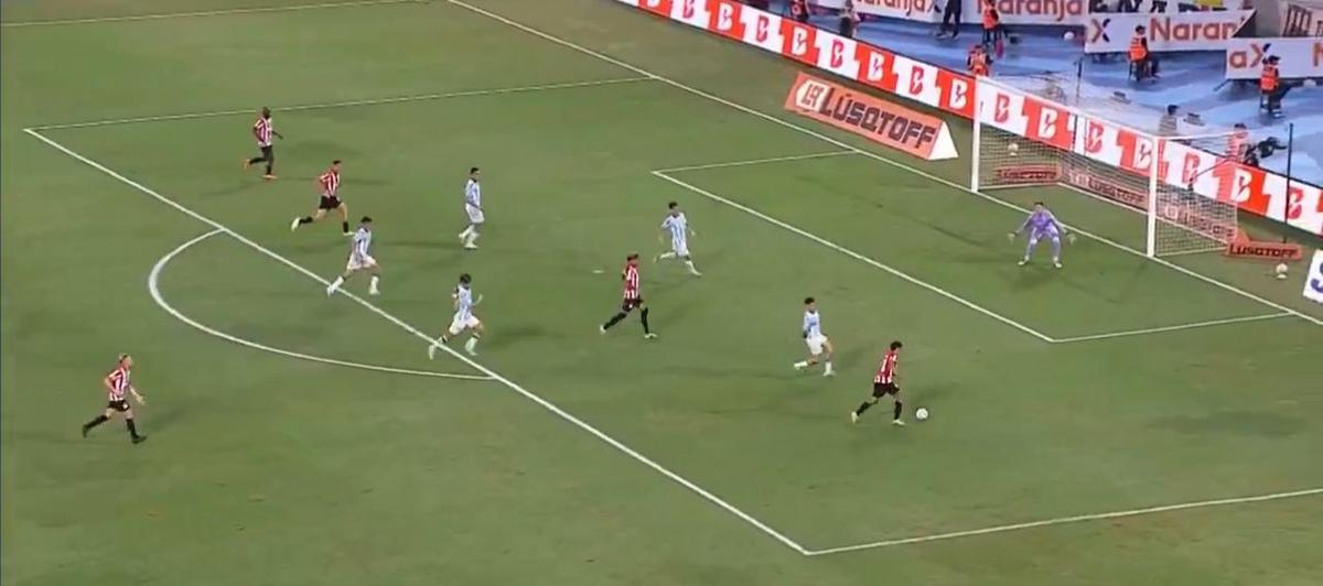 Palacios tuvo una clarísima para Estudiantes. Foto: Agencia NA (captura de TV).