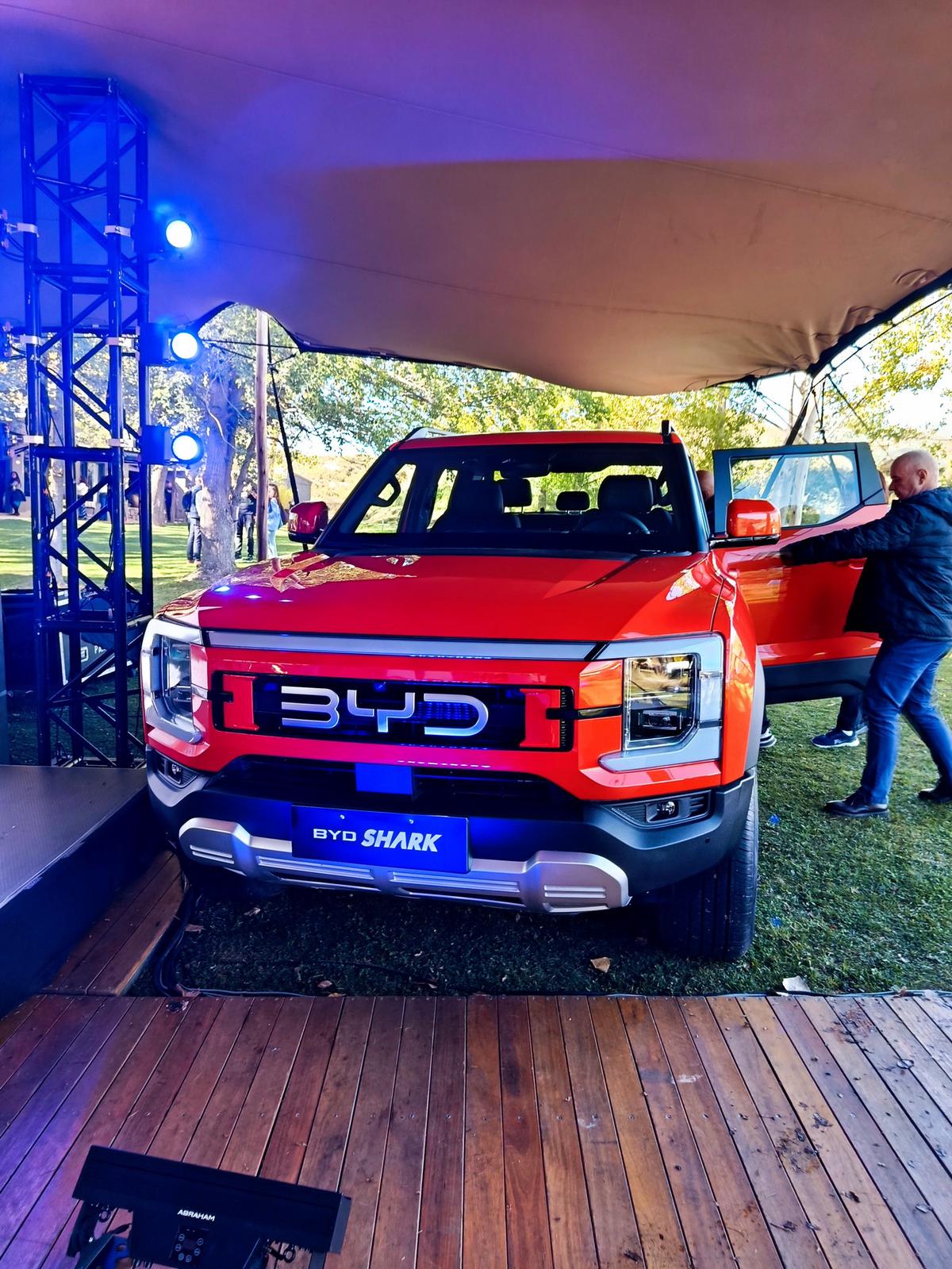 BYD presentó la Shark en Mendoza: la pickup híbrida que revoluciona el mercado.