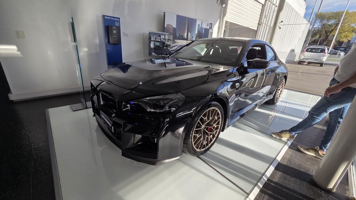 BMW amplía su oferta deportiva en Argentina con tres modelos de la línea M.