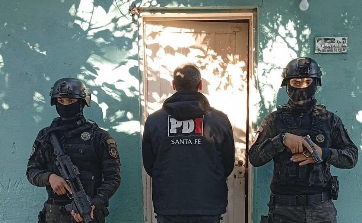 Dos hombres fueron aprehendidos en allanamientos por robos de celulares en Rosario.