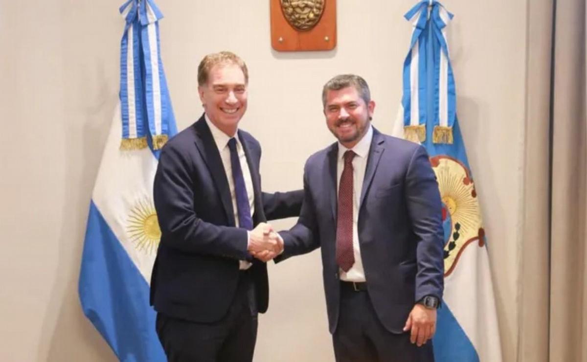 Diego Santilli y el gobernador de San Juan Marcelo Orrego.
