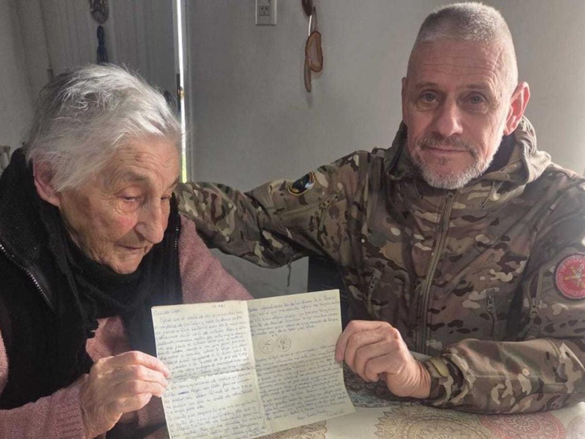 Veterano de Malvinas recupera carta robada hace 42 años y emociona a su madre