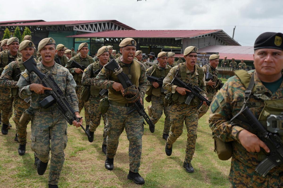 Panamá refuerza sus fronteras 48 horas después de la llegada del nuevo gobierno de Colombia