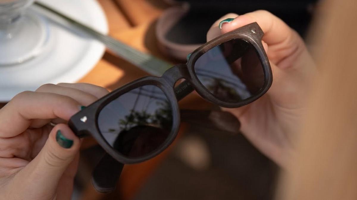 Marote, la empresa argentina que transforma borra de café y plástico en anteojos