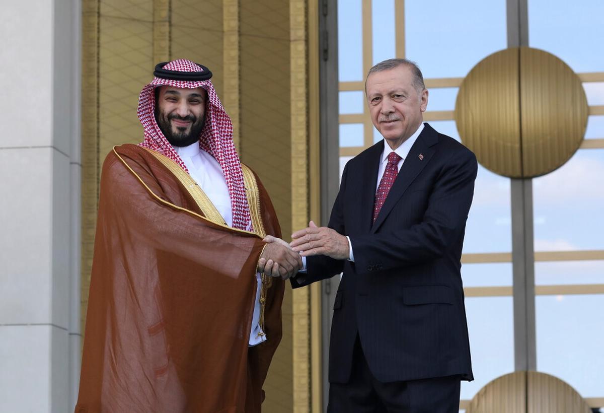 Turquía, Pakistán y Arabia Saudí firman un pacto de defensa mutua y otras noticias de Oriente Medio