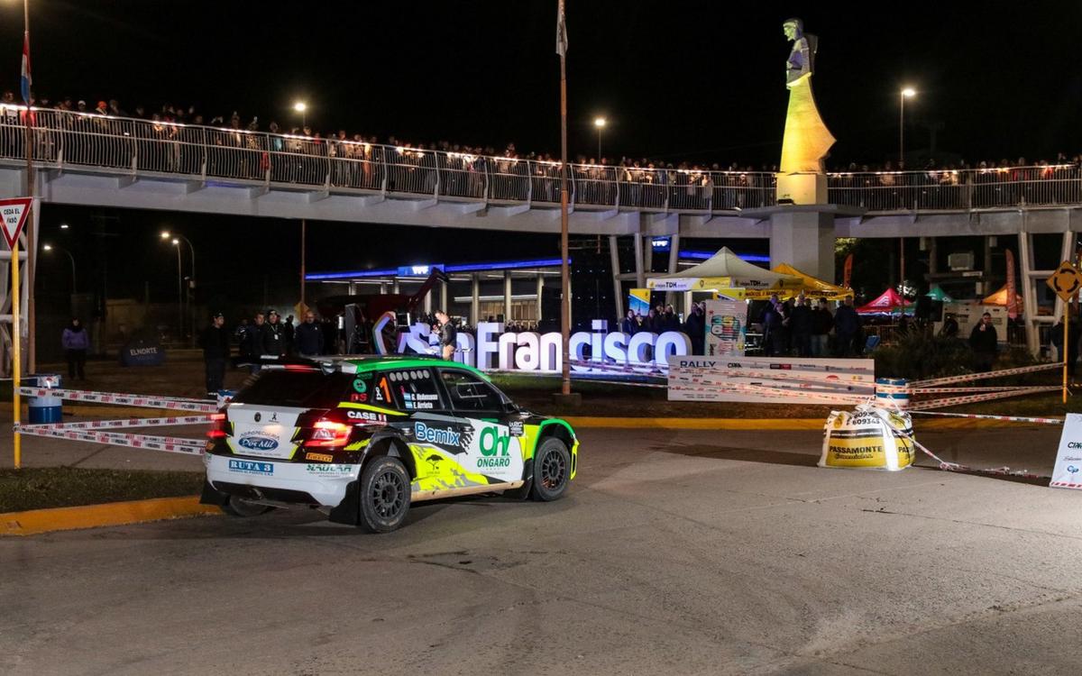 Hubmann, en la gran noche del Rally Cordobés en San Francisco -foto: P. Pereyra-