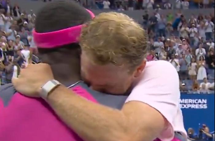 Frances Tiafoe logra una épica remontada ante Michelsen y avanza a semifinales del US Open