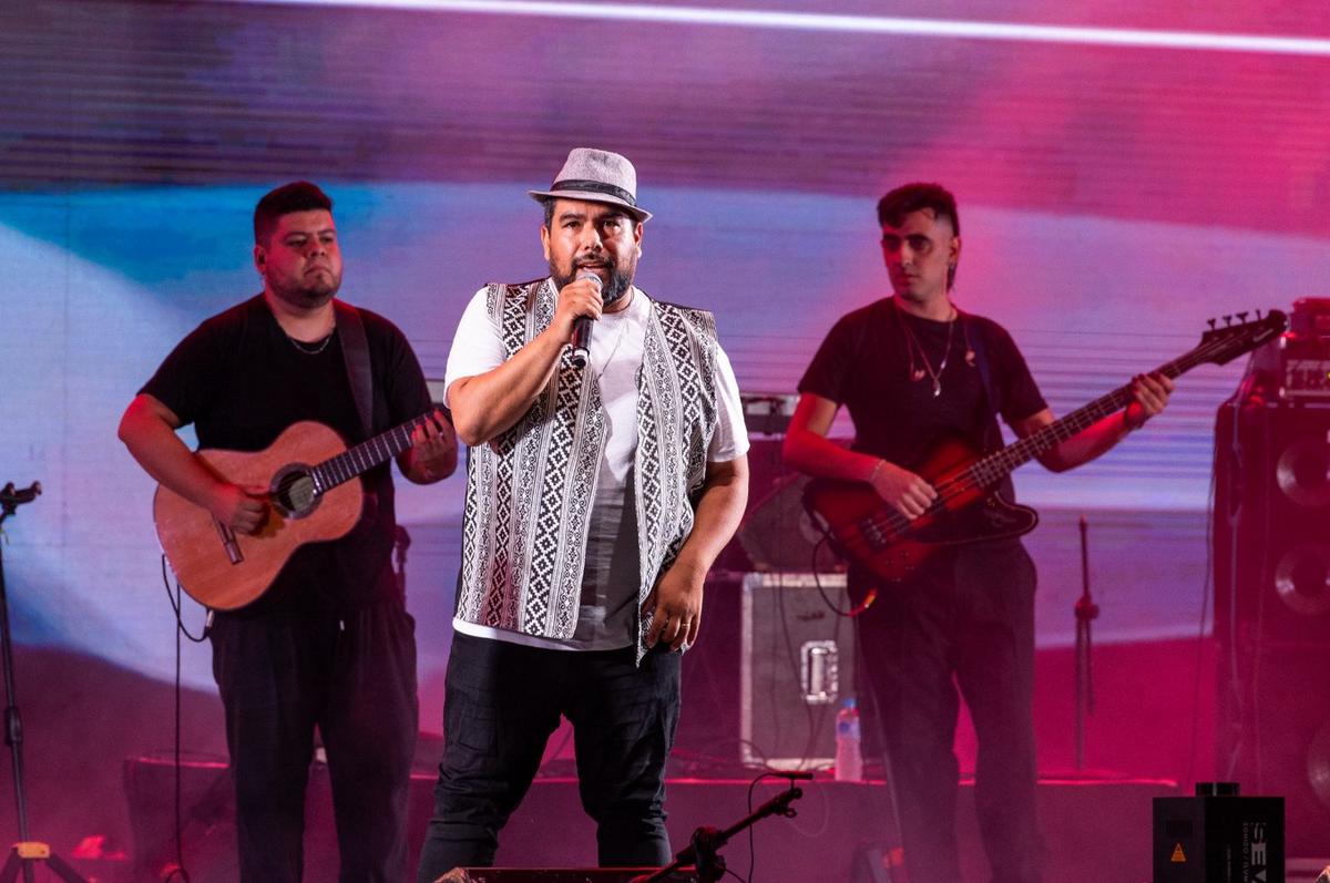 FOTO: Más de 10 mil personas en la noche previa del Festival de Jesús María.