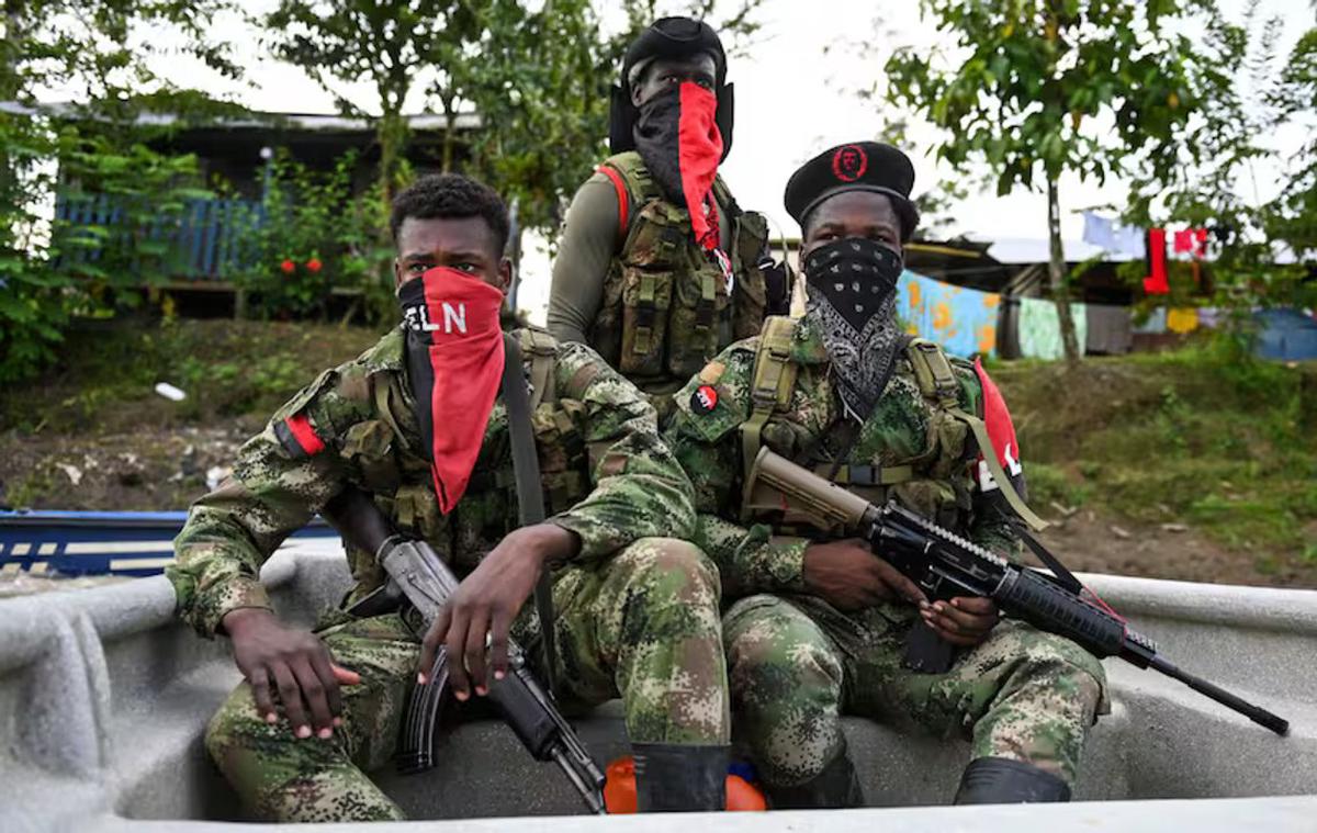 Guerrilla del ELN anuncia cese del fuego unilateral durante el período de elecciones en Colombia.