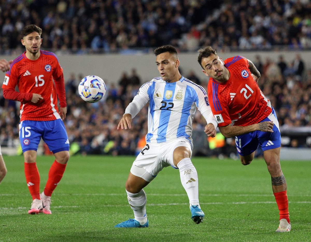 FOTO: Lautaro Martínez, titular junto a Julián Álvarez en el ataque albiceleste. 