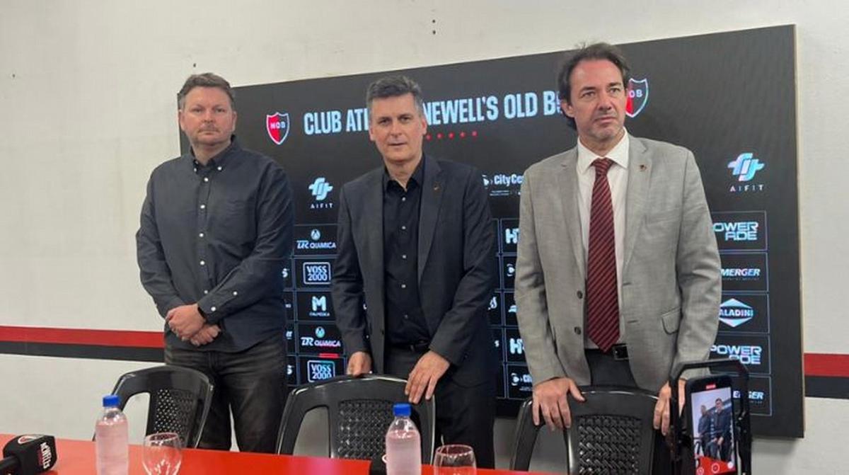 Primera conferencia de prensa de Ignacio Boero.