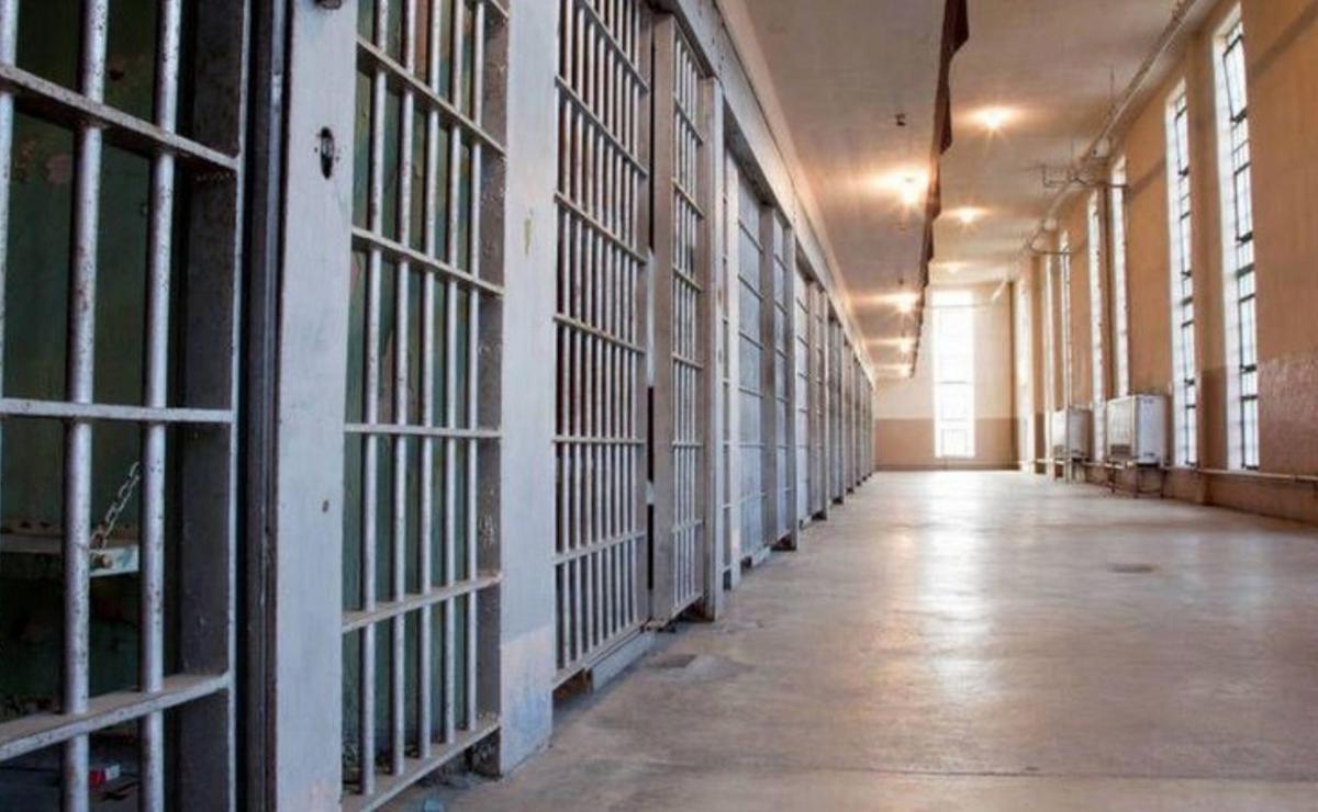 Mendoza implementa un sistema para evitar el ingreso de drones en los penales.