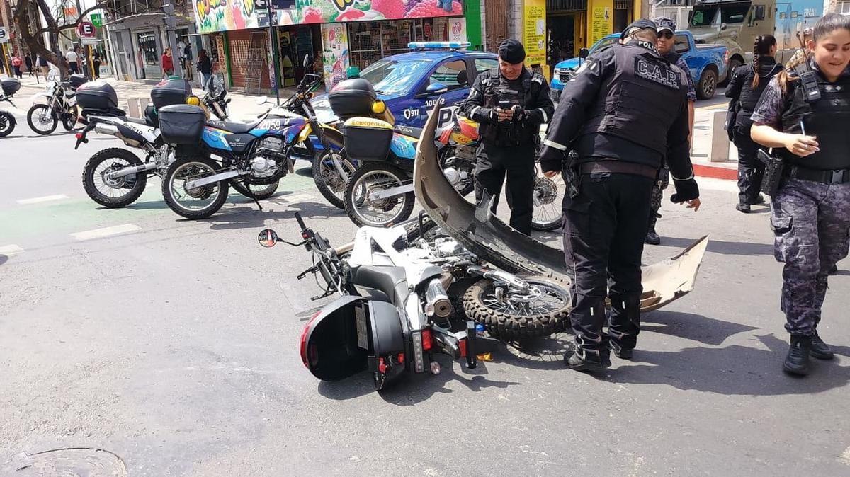 Amplio operativo policial para detener a los ladrones. (Gonzalo Carrasquera/Cadena 3)