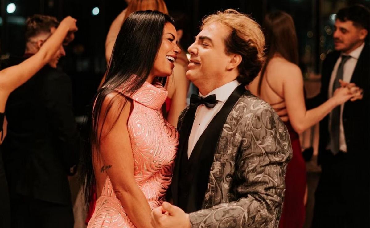 Cristian Castro y Mariela Sánchez anunciaron su boda (Foto: Teleshow)