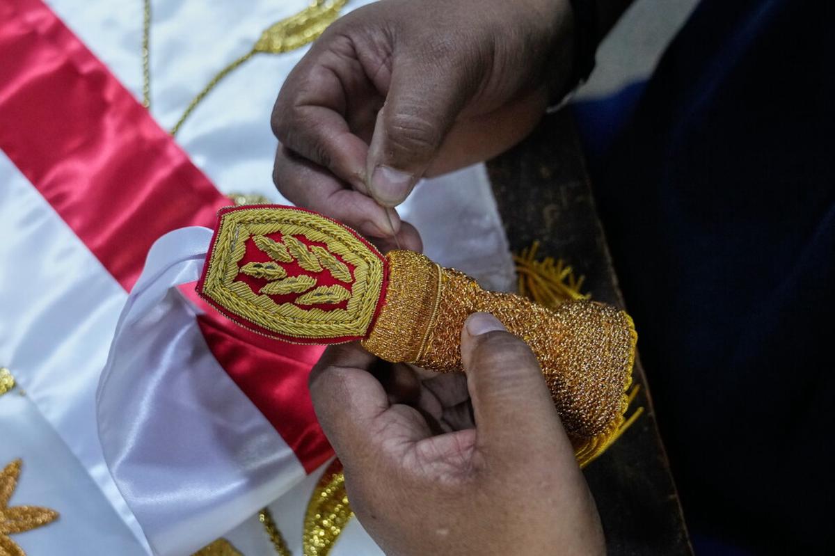 Taller elabora por décadas las bandas presidenciales en Perú, incluida la que usará Keiko Fujimori