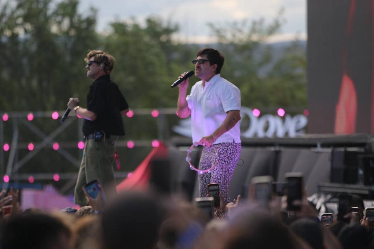 Una multitud vibra en el primer día del Cosquín Rock 2026. (Foto: Daniel Cáceres)