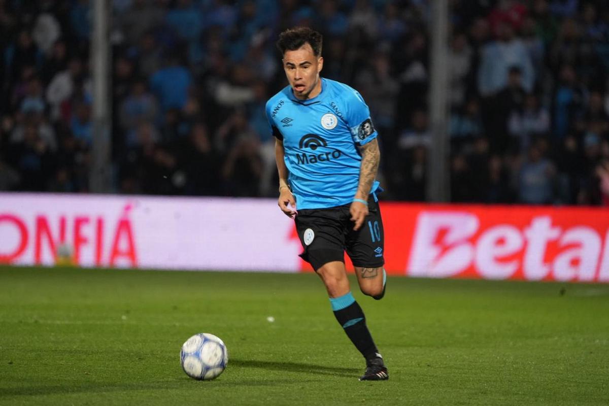 Belgrano y Huracán en Alberdi. Foto: Daniel Cáceres.