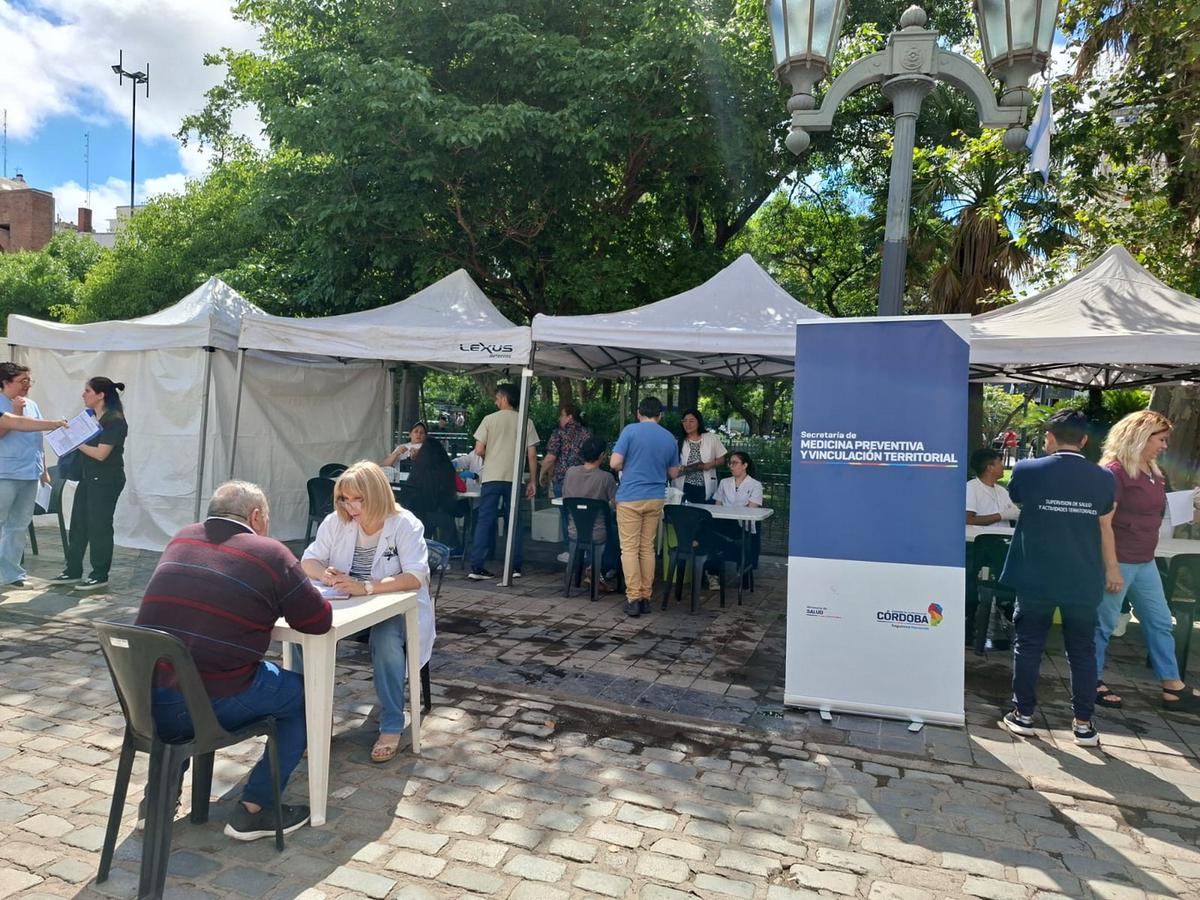 Testeo rápido por el VIH en Córdoba. (Foto: Orlando Morales/Cadena 3)