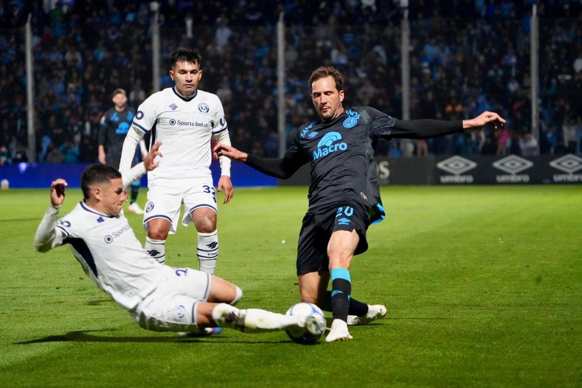 Belgrano recibe a Independiente Rivadavia en Alberdi. Foto: Daniel Cáceres/C3.