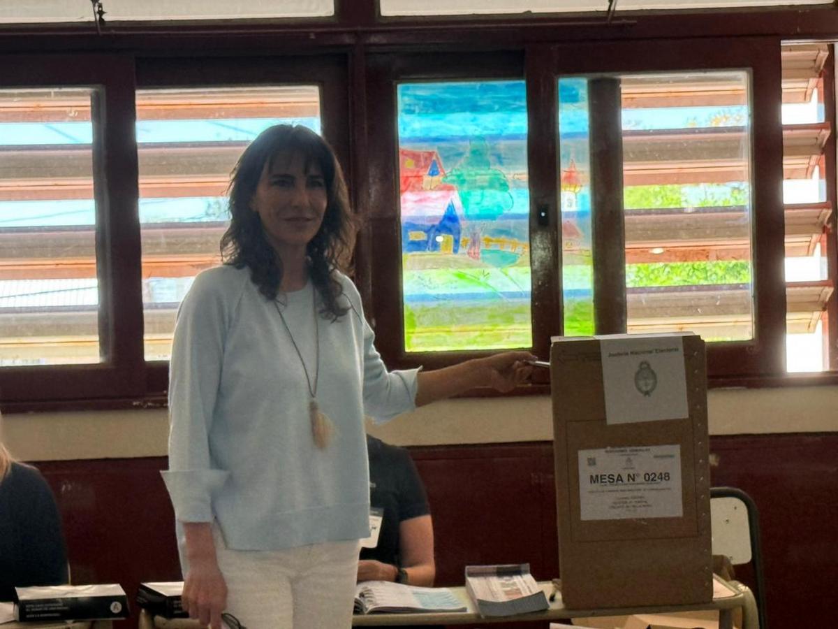 Natalia De la Sota votó pasado el mediodía en Córdoba.