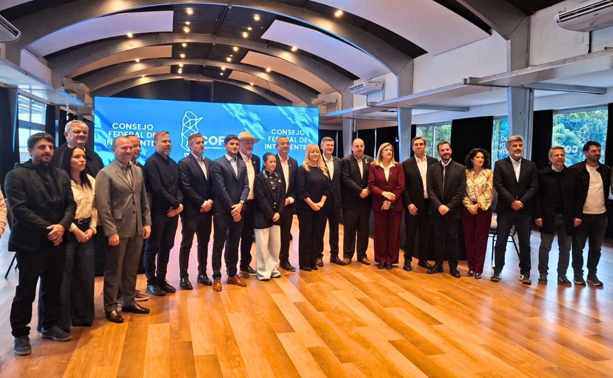La cumbre de los intendentes en Rosario.