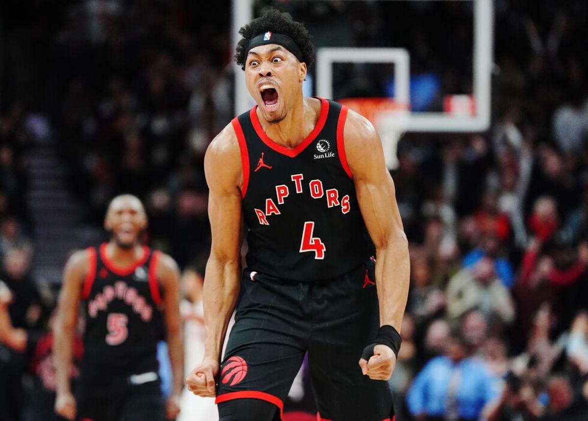 Una remontada furiosa de Raptors corta la racha de cuatro victorias de los Suns