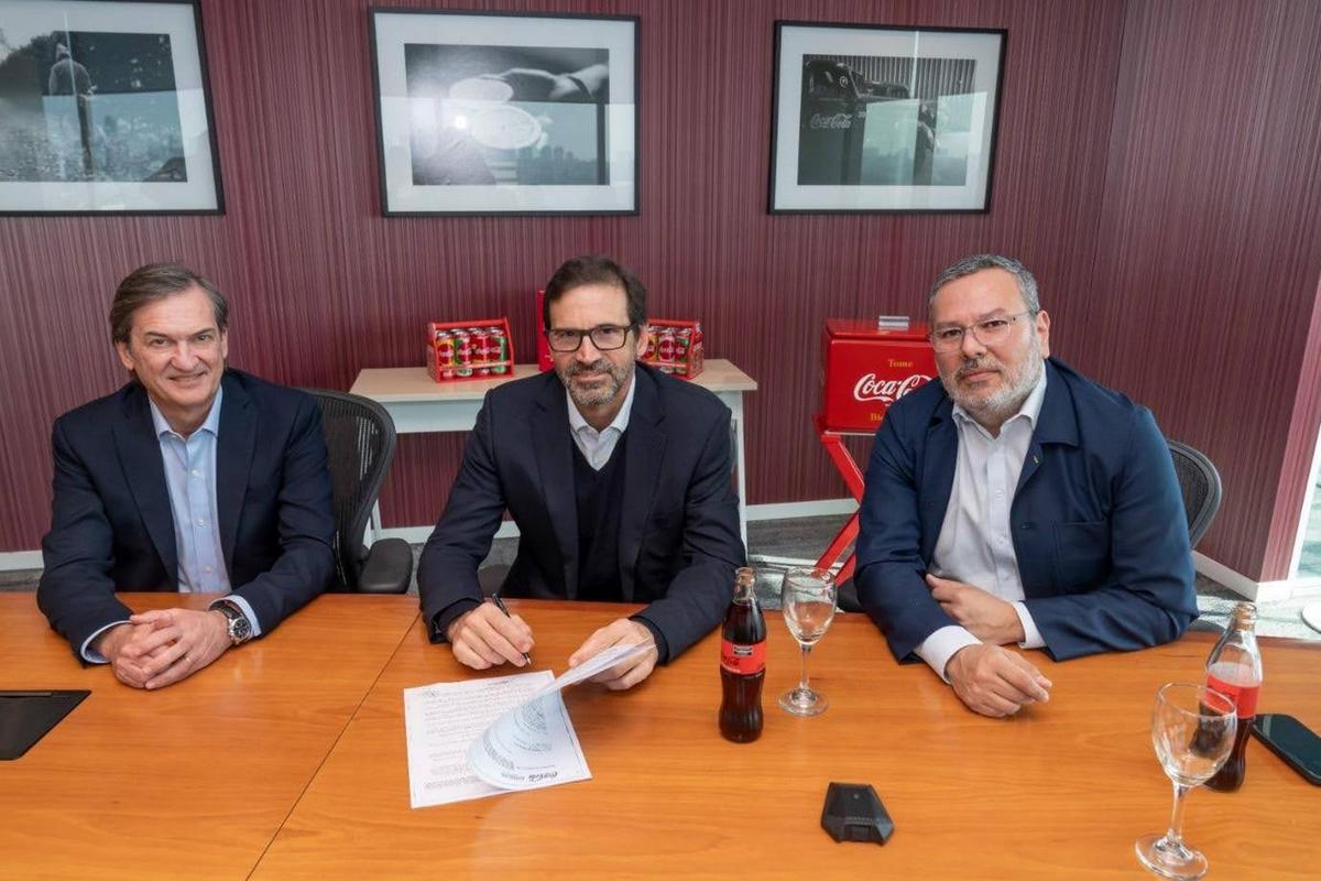 Coca-Cola Andina Argentina incorpora energía renovable de Pampa Energía