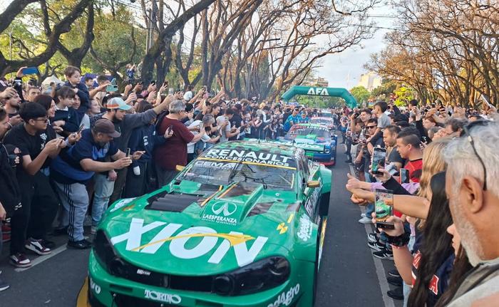 El Turismo Carretera se vive en Rosario: previa en Oroño y "todo puede pasar" en el Fangio