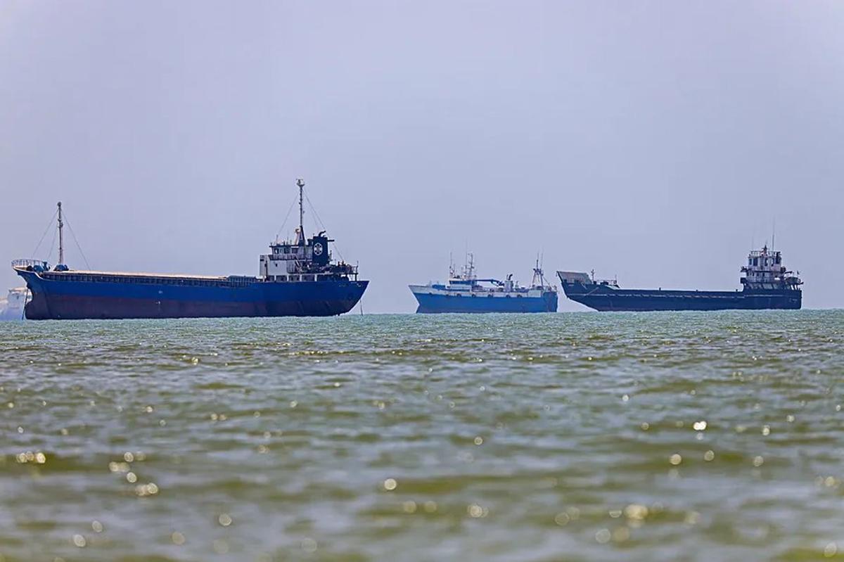 El cierre del canal clave ocurre a solo una semana del entendimiento provisional que buscaba pacificar la región y liberar el comercio. Foto: Agencia NA/Redes.
