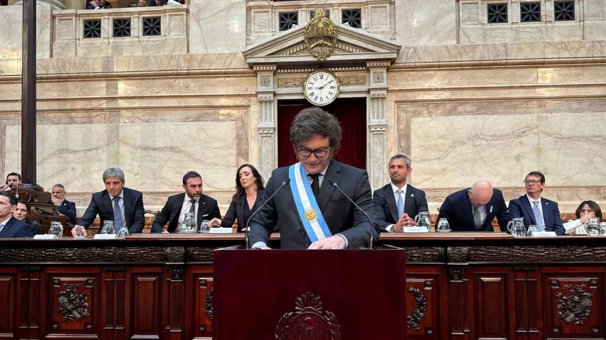 FOTO: Javier Milei presentó el presupuesto 2025