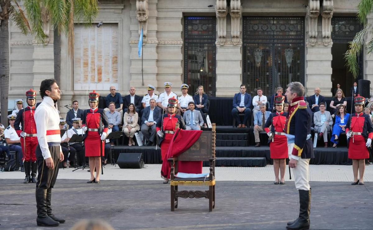 Santa Fe celebró el 239° aniversario del nacimiento del Brigadier López.