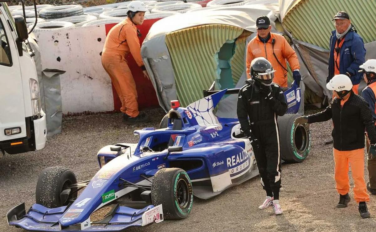Jack Doohan sufrió un accidente en su debut en la Super Fórmula.