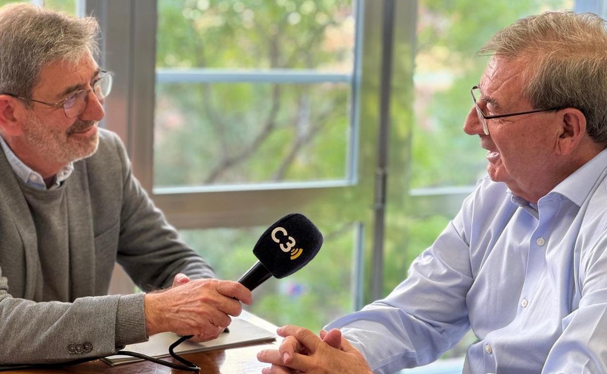 FOTO: Chema Forte junto a Fernando Martínez,  Secretario de Estado de Memoria Democrática.