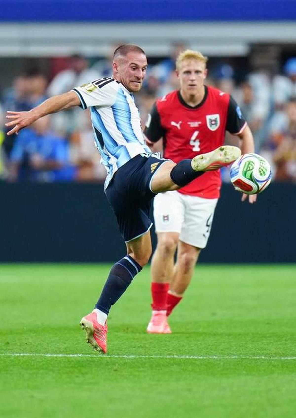 El mediocampista Alexis Mac Allister.