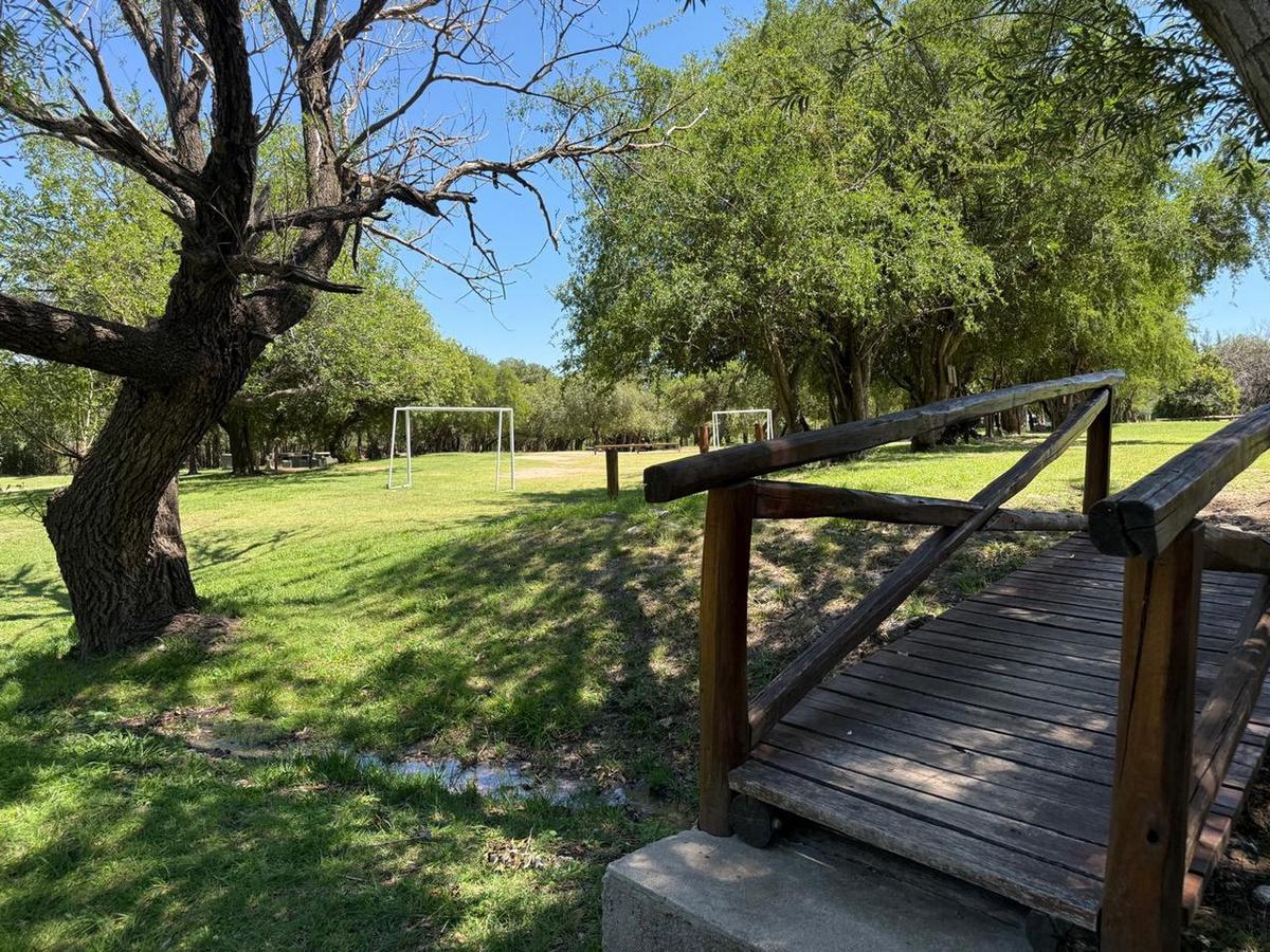 El Balneario San Javier, un paisaje serrano para refrescarse en Traslasierra.