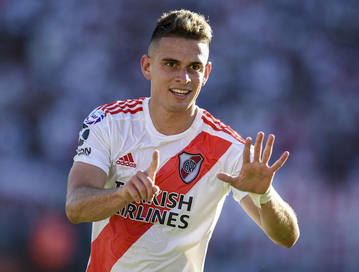 Santos Borré vuelve a River.