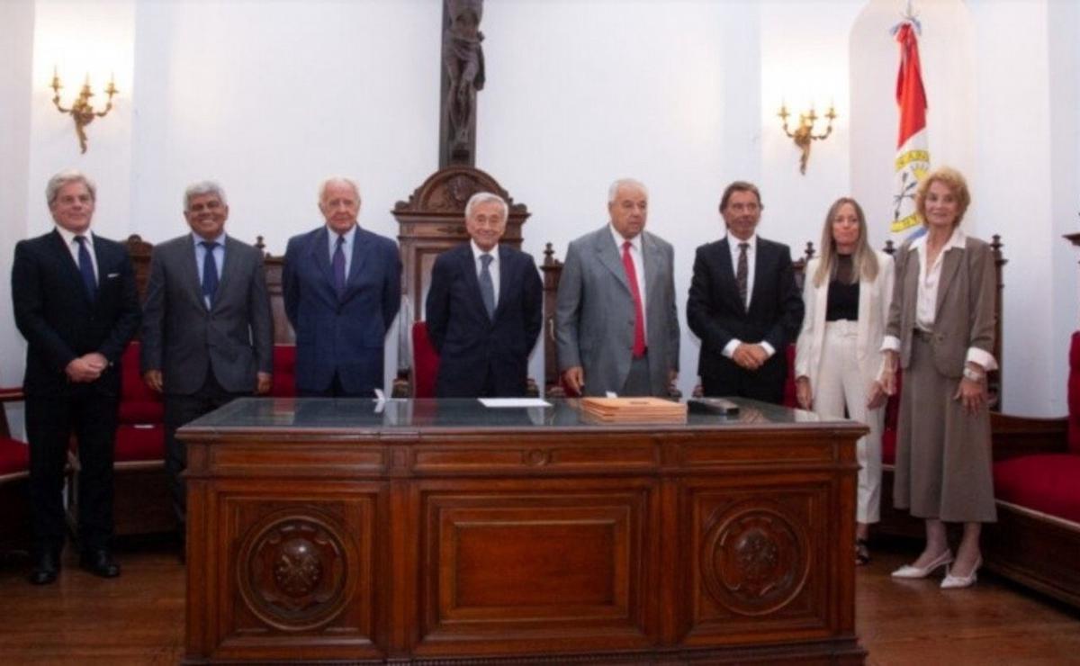 Los pliegos deberán ser tratados por la Asamblea Legislativa en marzo.