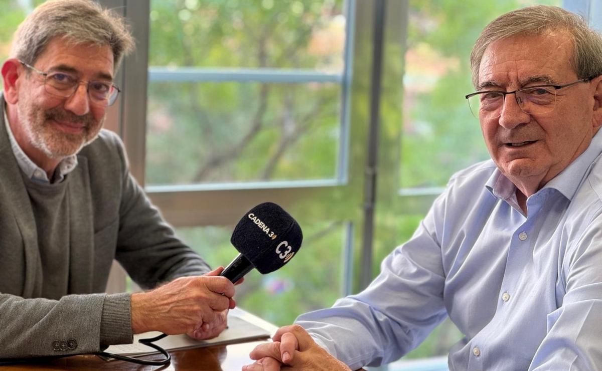 FOTO: Chema Forte junto a Fernando Martínez,  Secretario de Estado de Memoria Democrática.