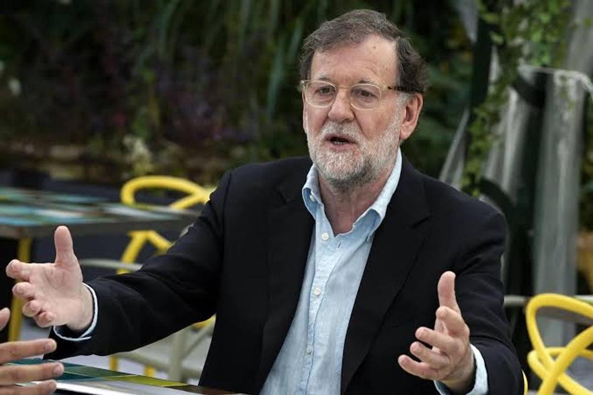El ex presidente del Gobierno de España, Mariano Rajoy, del Partido Popular, con polémicas declaraciones contra la selección de fútbol de Francia