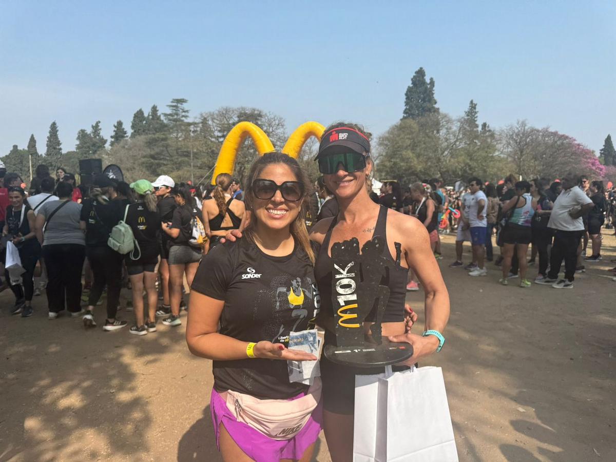 FOTO: La ganadora de la maratón de McDonalds en Córdoba. 