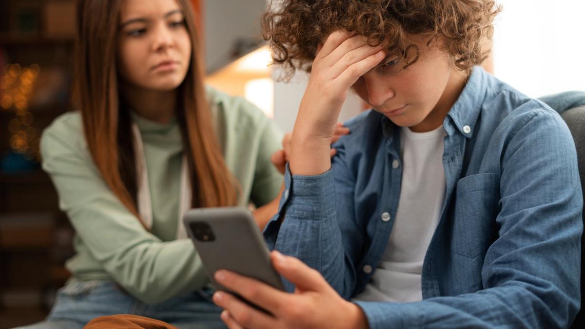 El 40% de los adolescentes argentinos experimenta acoso online, alertan expertos en ciberseguridad