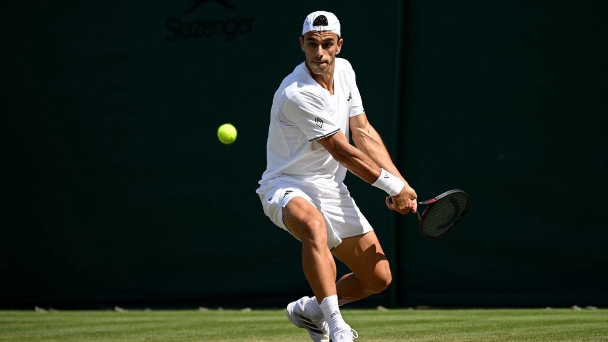 Cerúndolo, la gran decepción argentina en la primera ronda de Wimbledon.