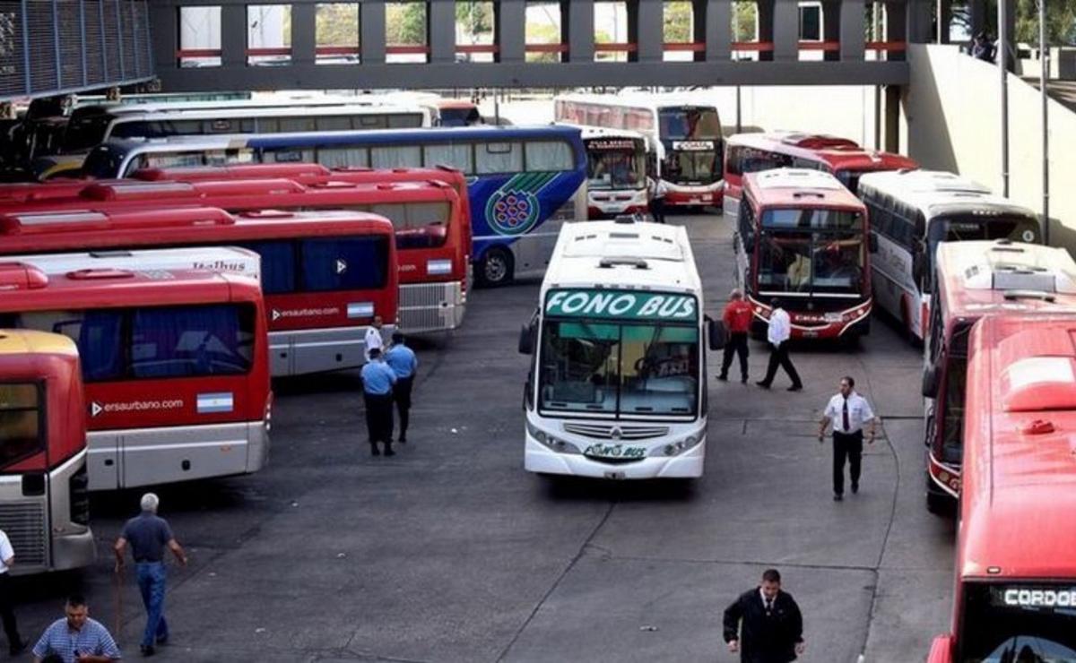 FOTO: Interurbanos paran este miércoles en Córdoba (Foto: Archivo)