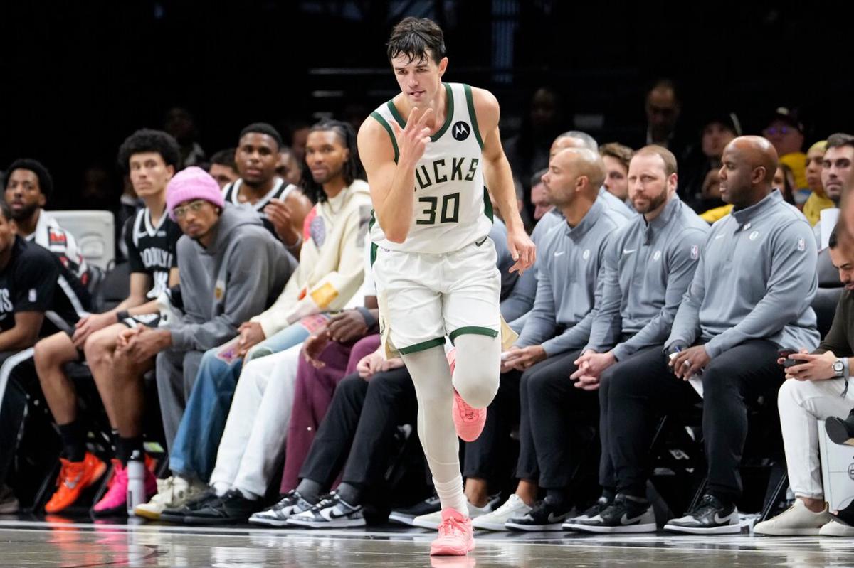 Liddell anota récord personal de 21 puntos y guía a Nets a victoria sobre Bucks 96-90
