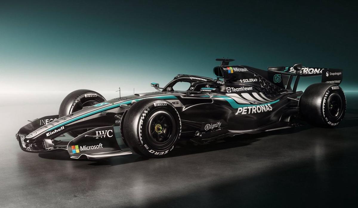 Mercedes presentó el W17.