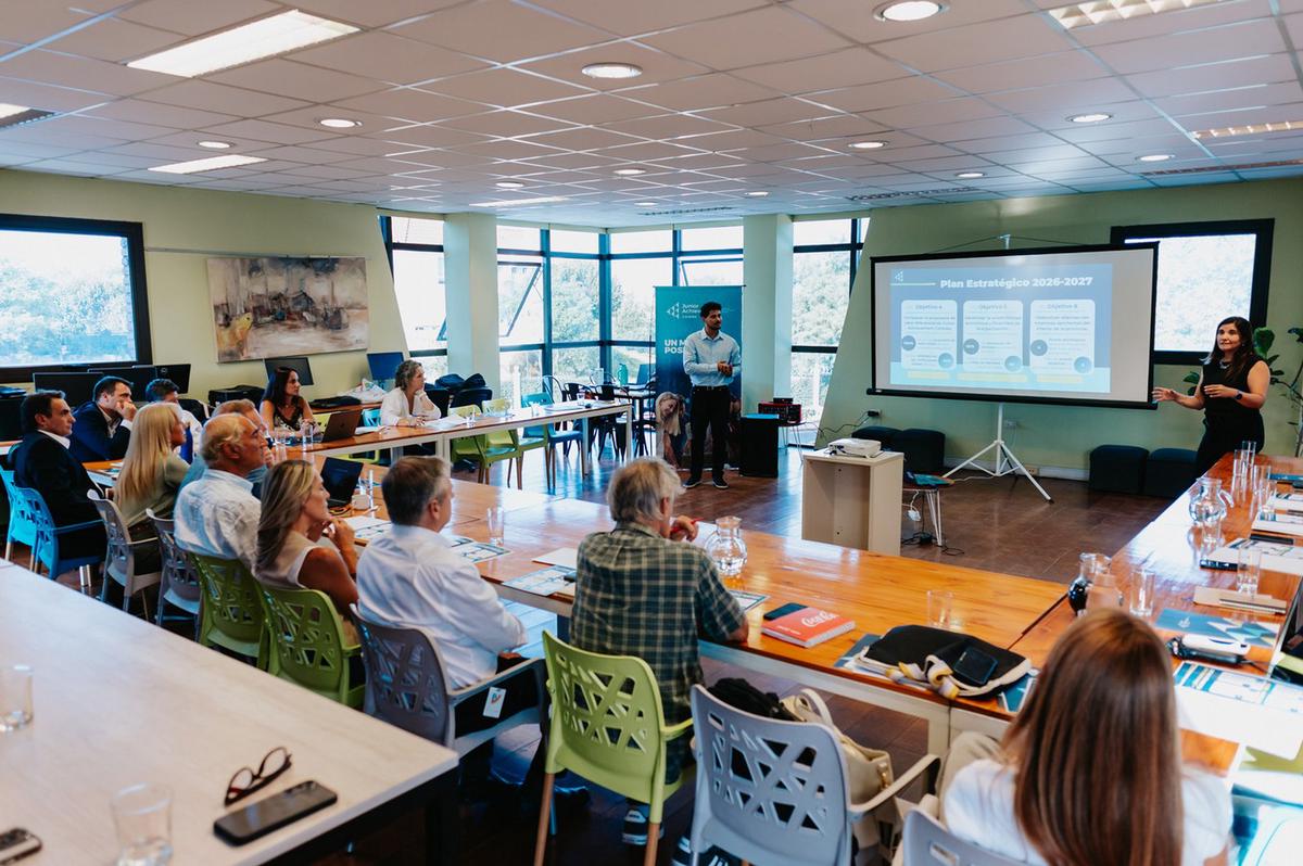 Junior Achievement Córdoba - Plan Estratégico 2026–2028