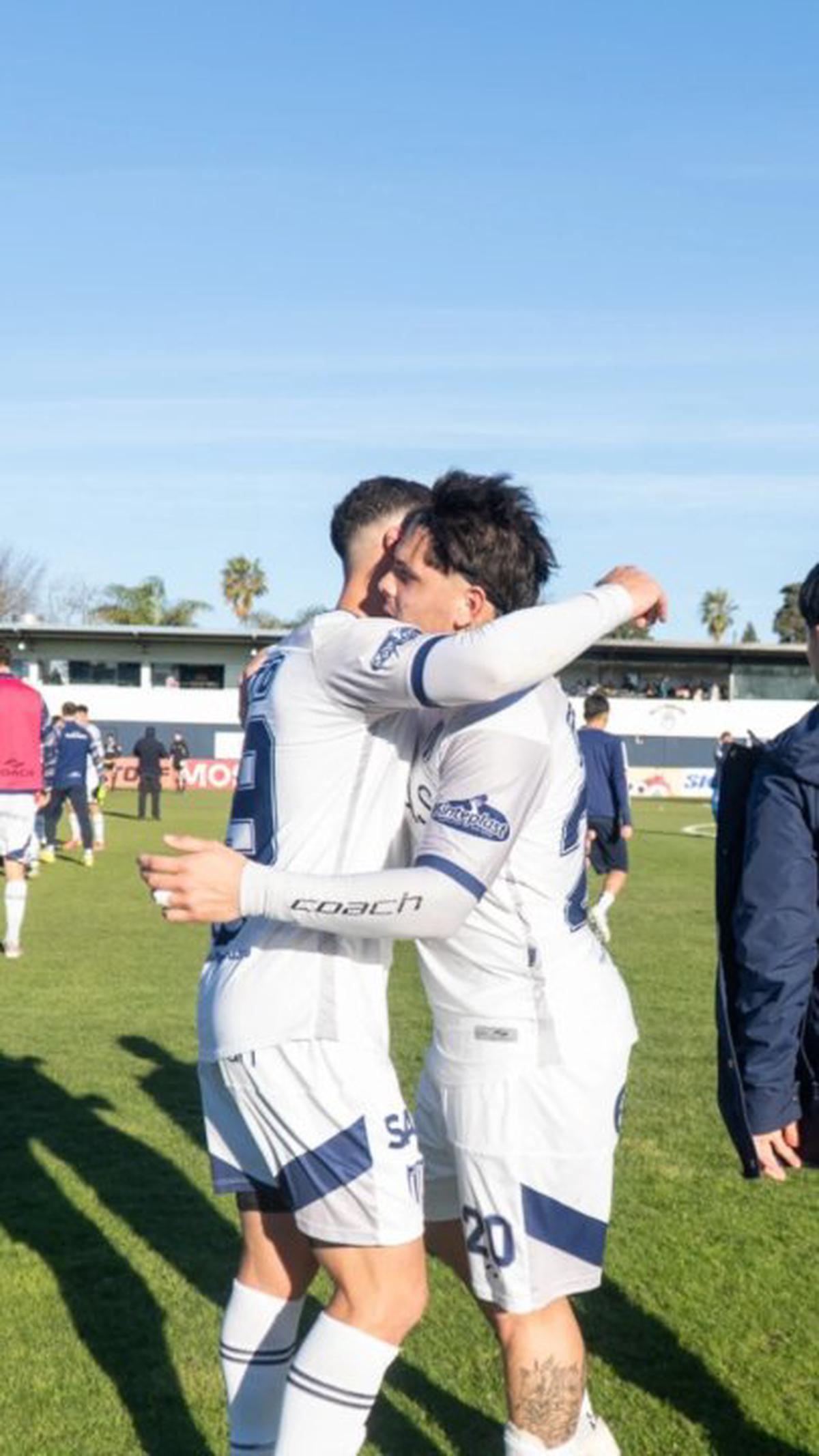 Tristán Suárez se afianza como primero de la Zona B en la Primera Nacional.