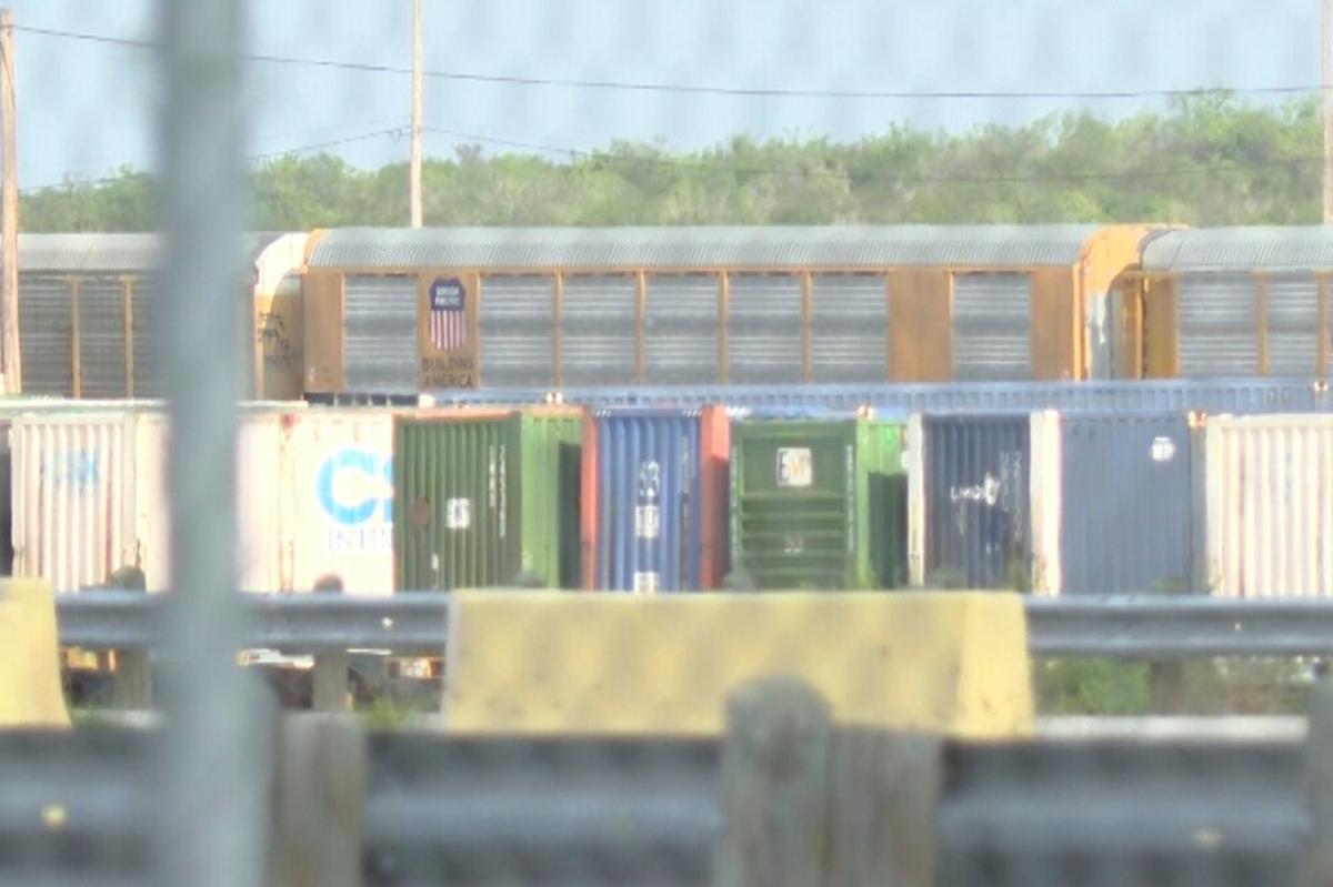 Los 6 muertos encontrados en un contenedor ferroviario en Texas procedían de Honduras y México
